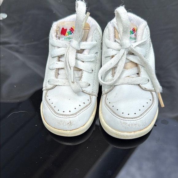 Stride Rite Other - Stride Rite White Sneakers Classic Design